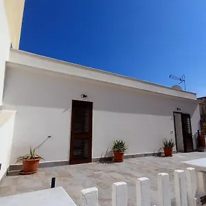 https://zisas-holiday-house.palermohotels.org